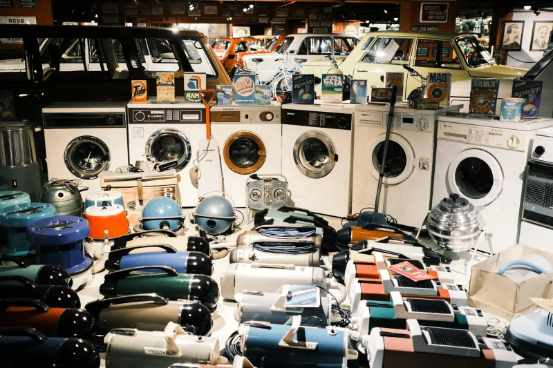 The Clumsy Spill That Built America's Neighborhood Empire