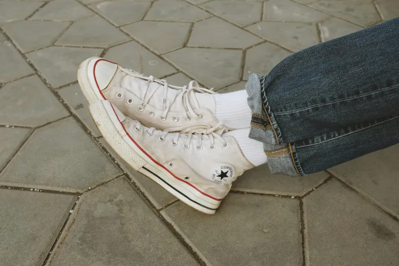 The Shoe That Was Built for Silence and Ended Up Screaming